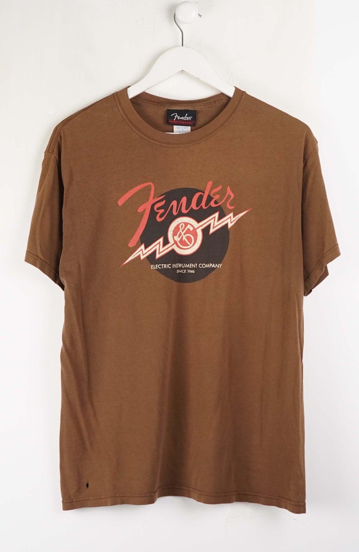 VINTAGE FENDER ELECTRIC INSTRUMENT COMPANY T-SHIRT (M)