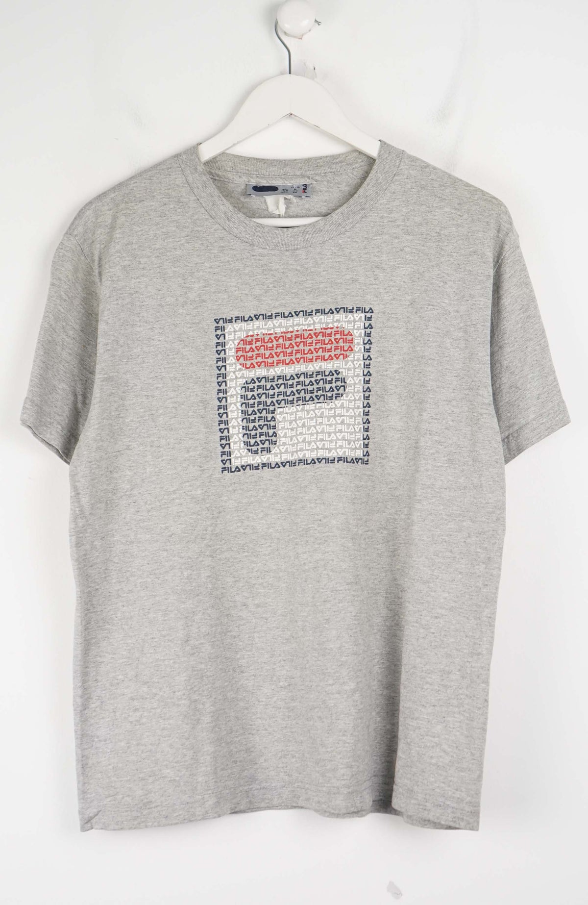 VINTAGE FILA T-SHIRT (S)