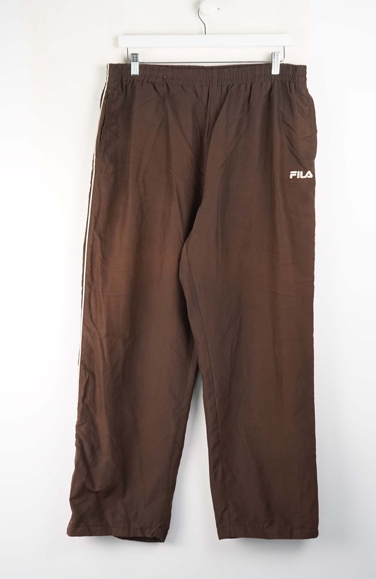 VINTAGE FILA TRACK PANTS (L)