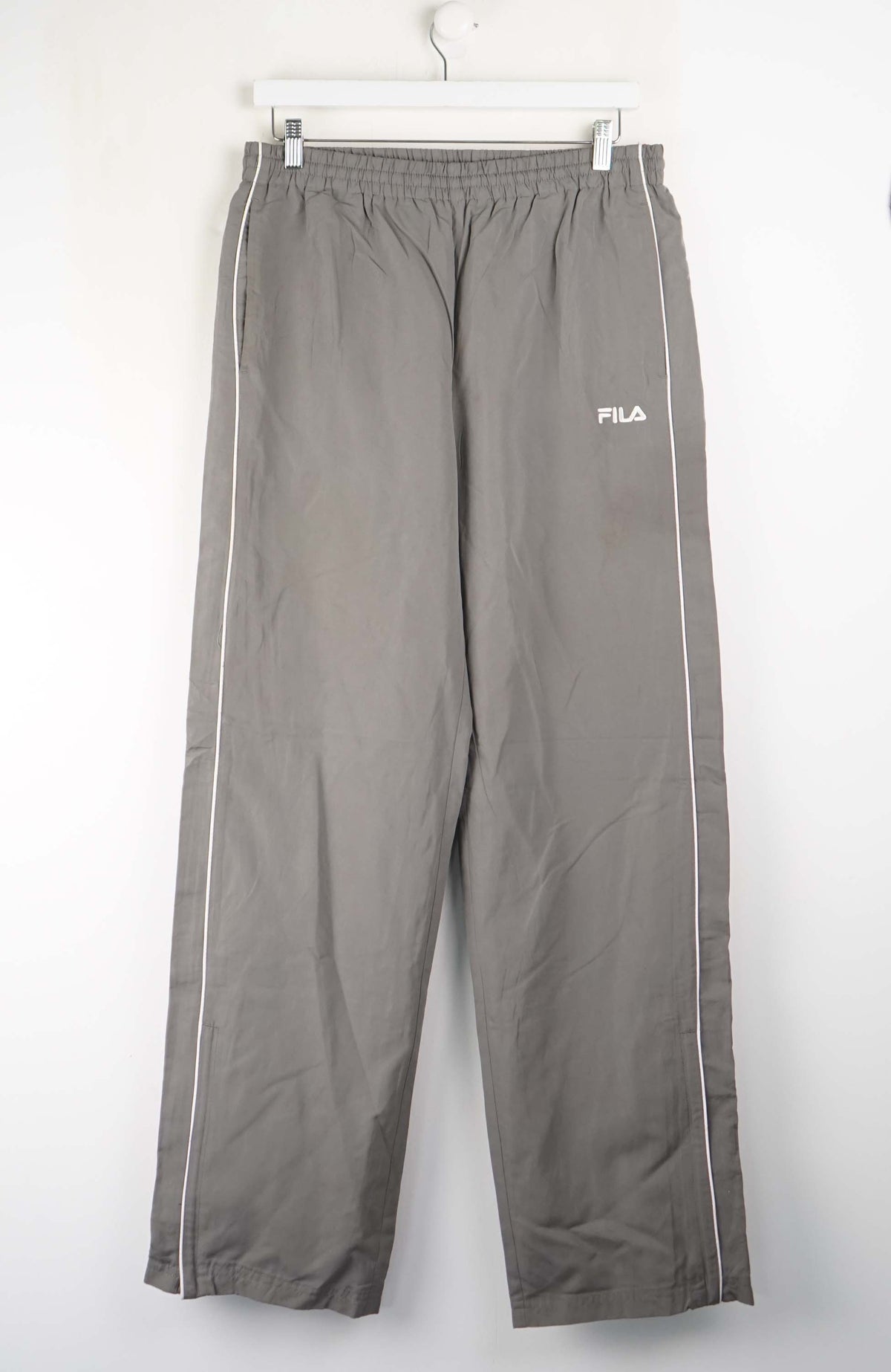 VINTAGE FILA TRACK PANTS (M)