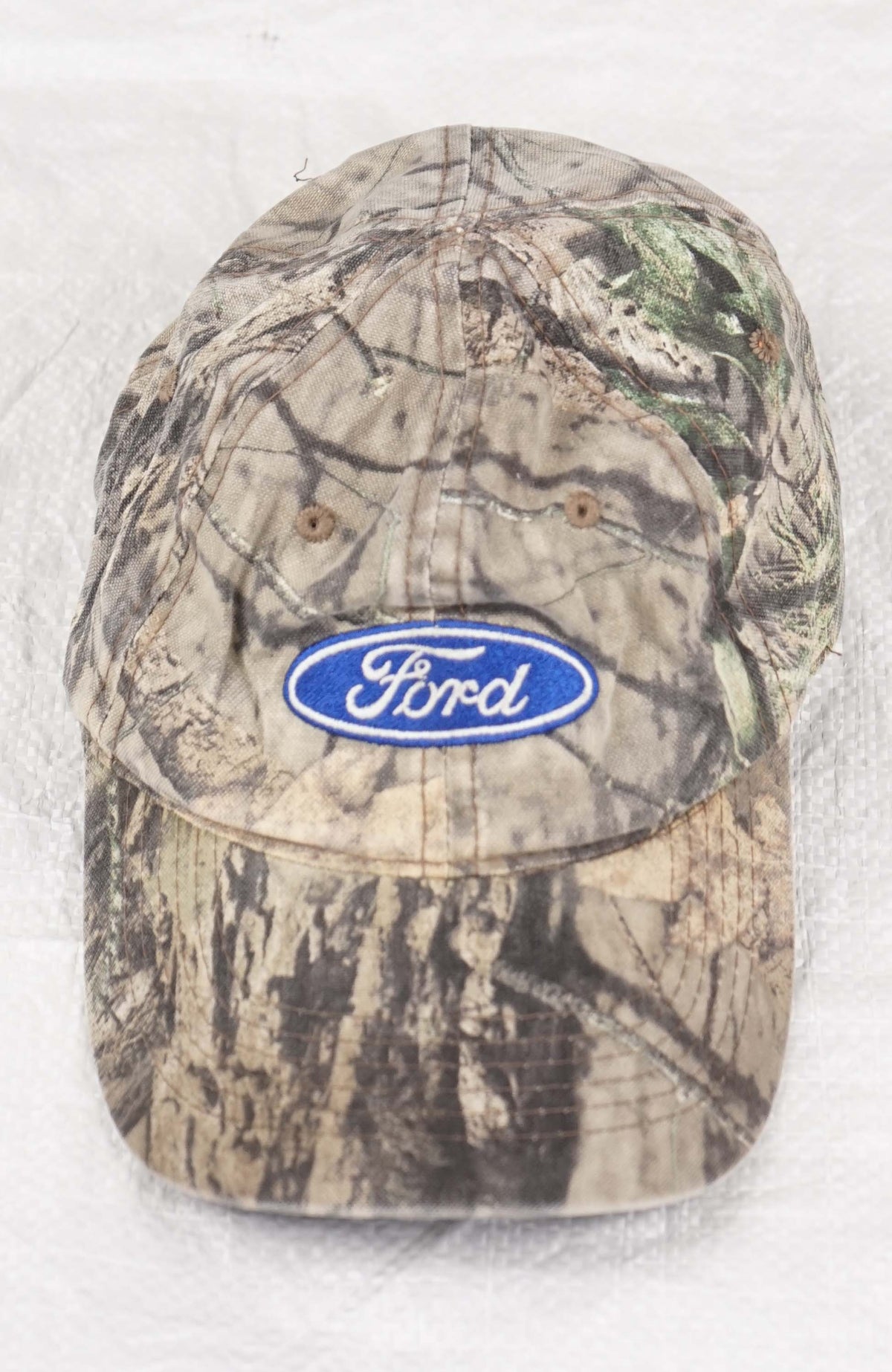VINTAGE FORD REAL TREE HAT