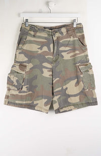 VINTAGE FUBU CAMO CARGO SHORTS W29