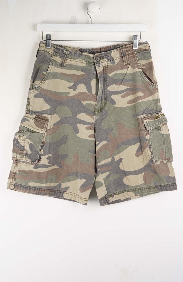VINTAGE FUBU CAMO CARGO SHORTS W29
