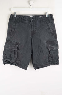VINTAGE GAP CARGO SHORTS W30