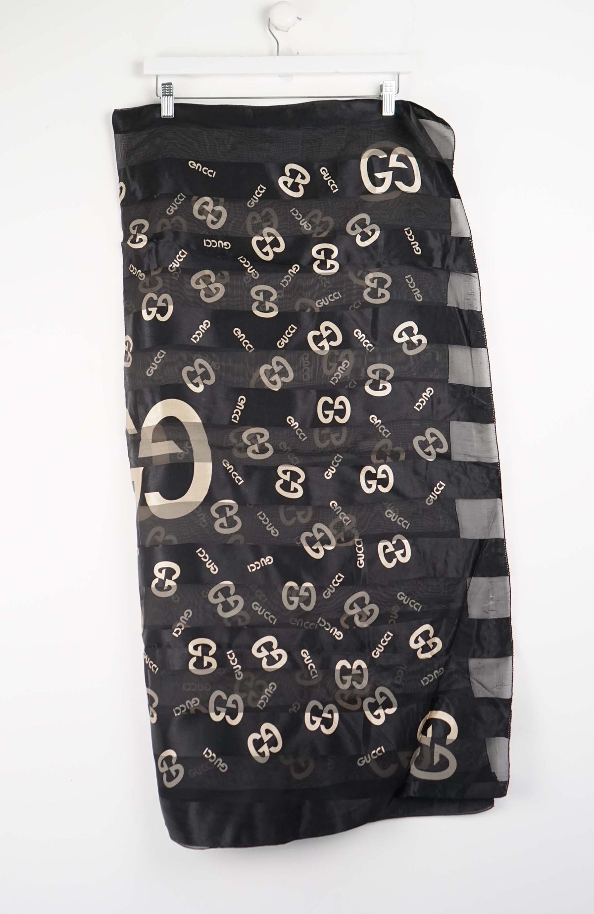 VINTAGE SCARF