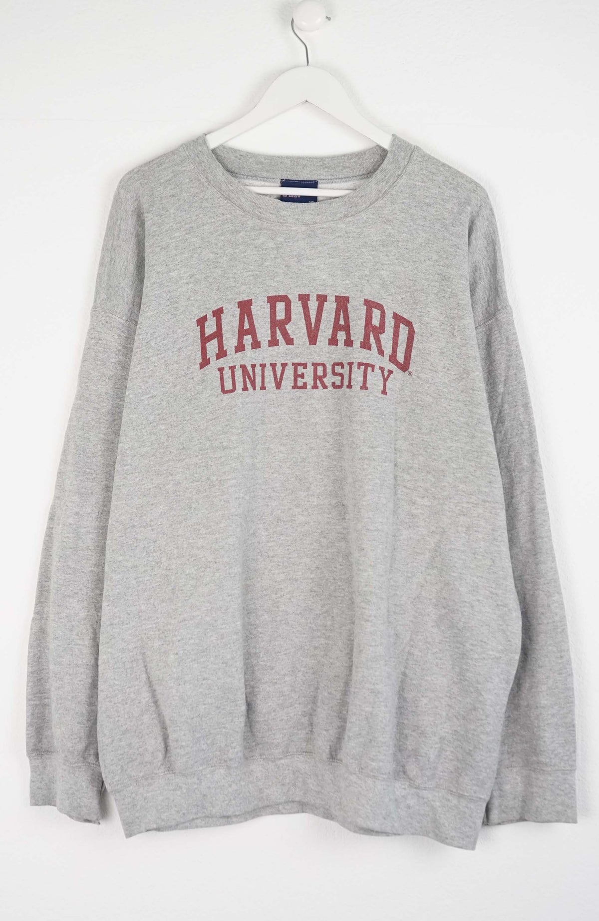 VINTAGE HARVARD UNIVERSITY SWEATER (XL)