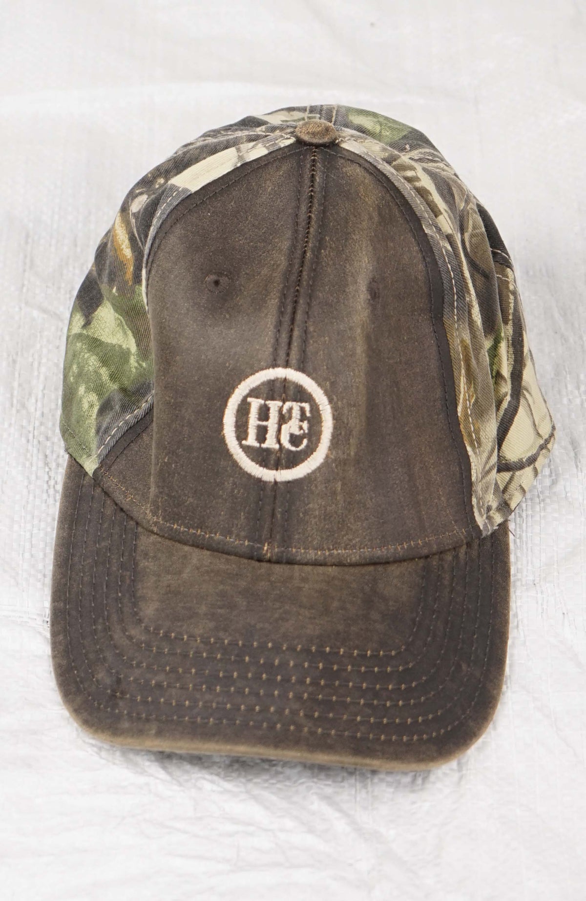 VINTAGE HTC REAL TREE HAT