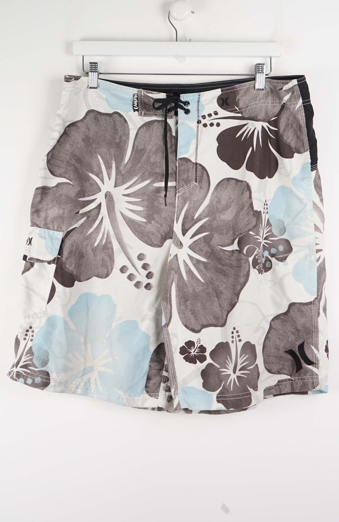 VINTAGE HURLEY BOARD SHORTS W36