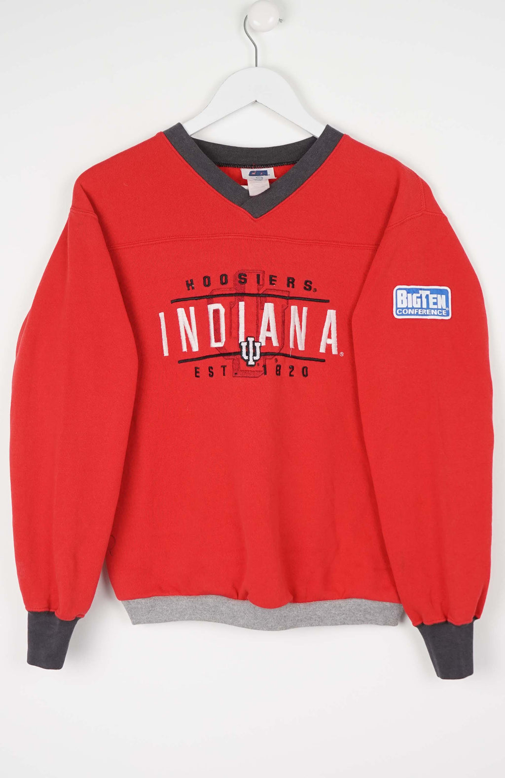 Shop Vintage Sweaters & Jumpers (Don't Miss Out!)