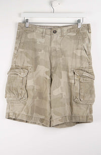 VINTAGE CAMO CARGO SHORTS W32
