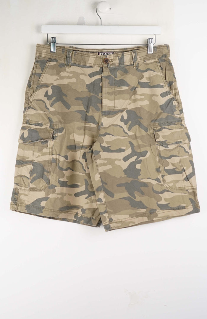 VINTAGE CAMO CARGO SHORTS W31