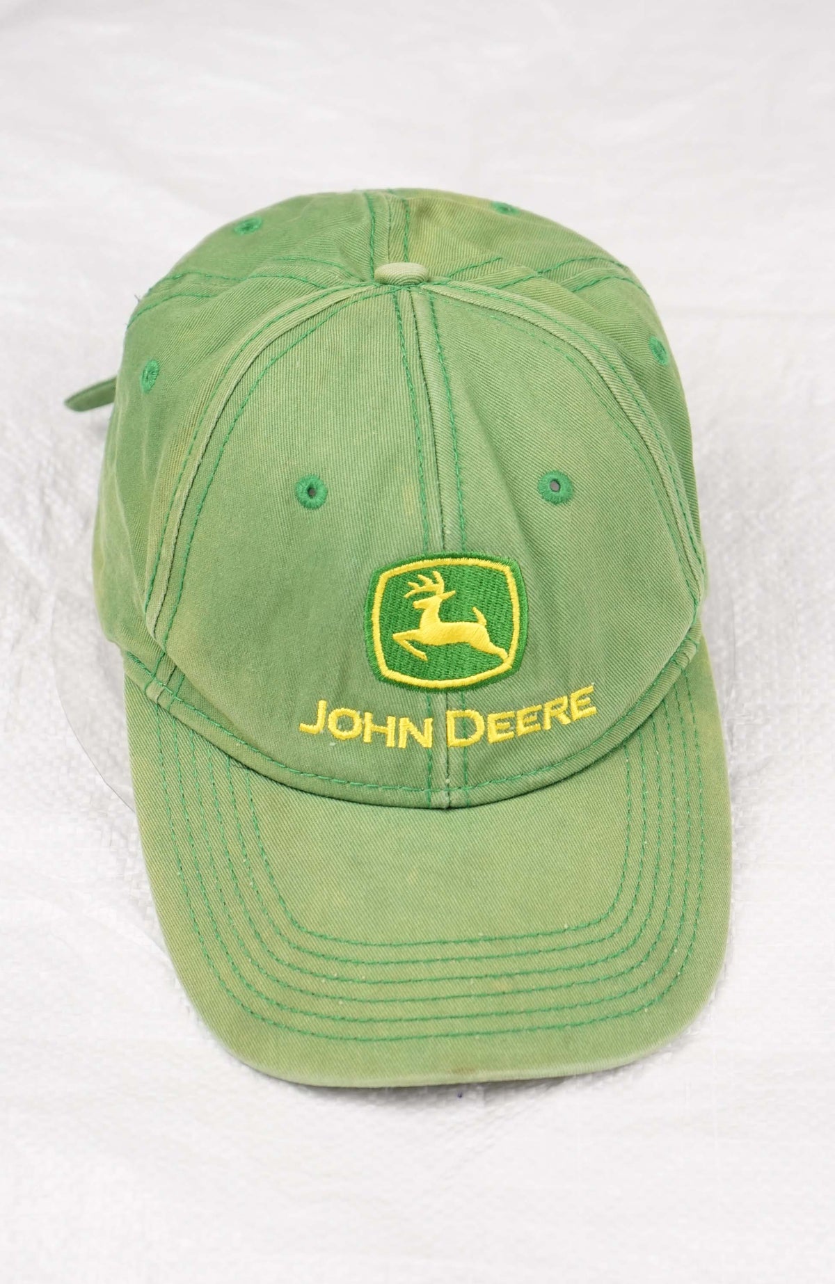 VINTAGE JOHN DEERE HAT