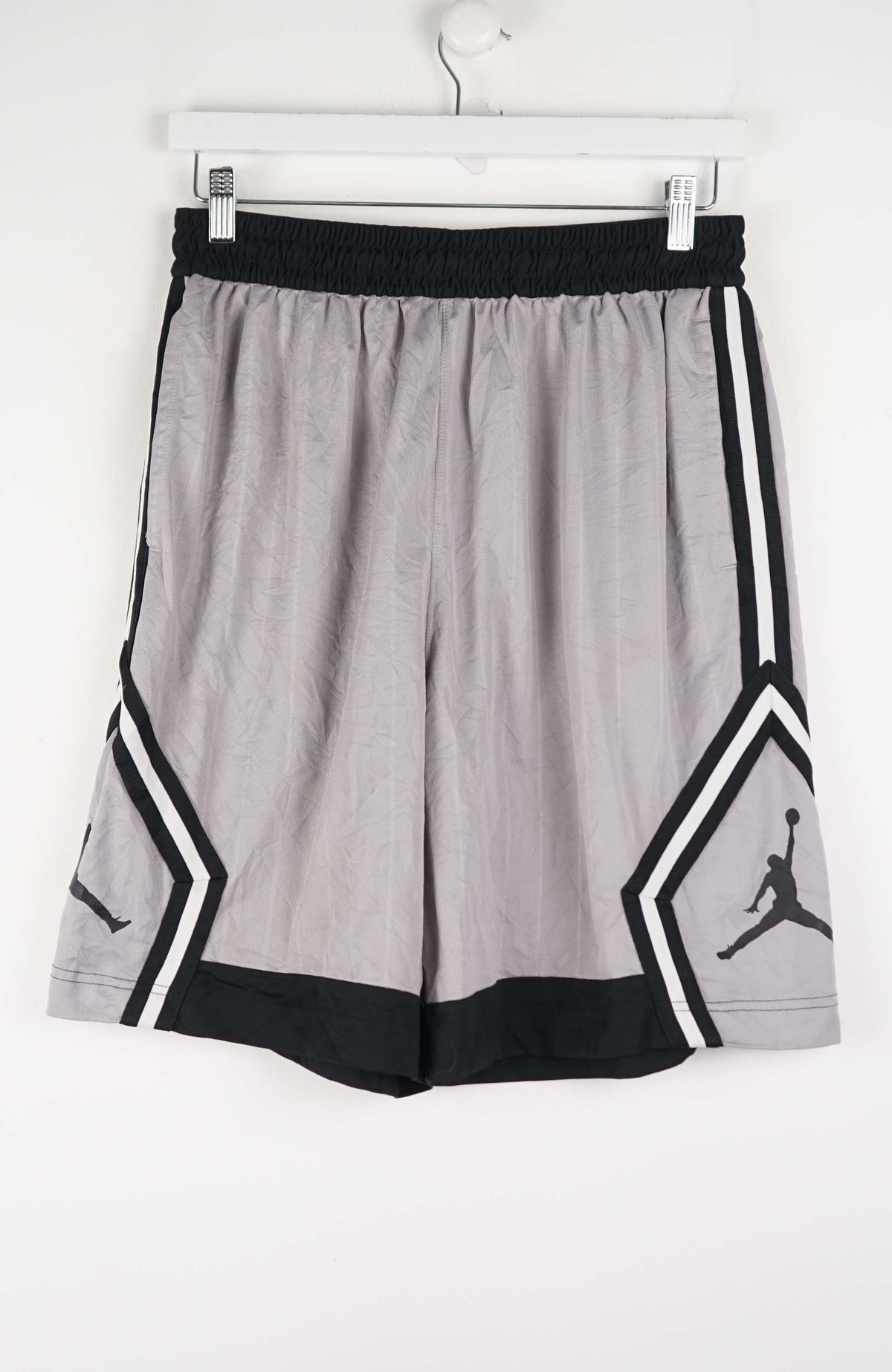 VINTAGE JORDAN JERSEY SHORTS W28