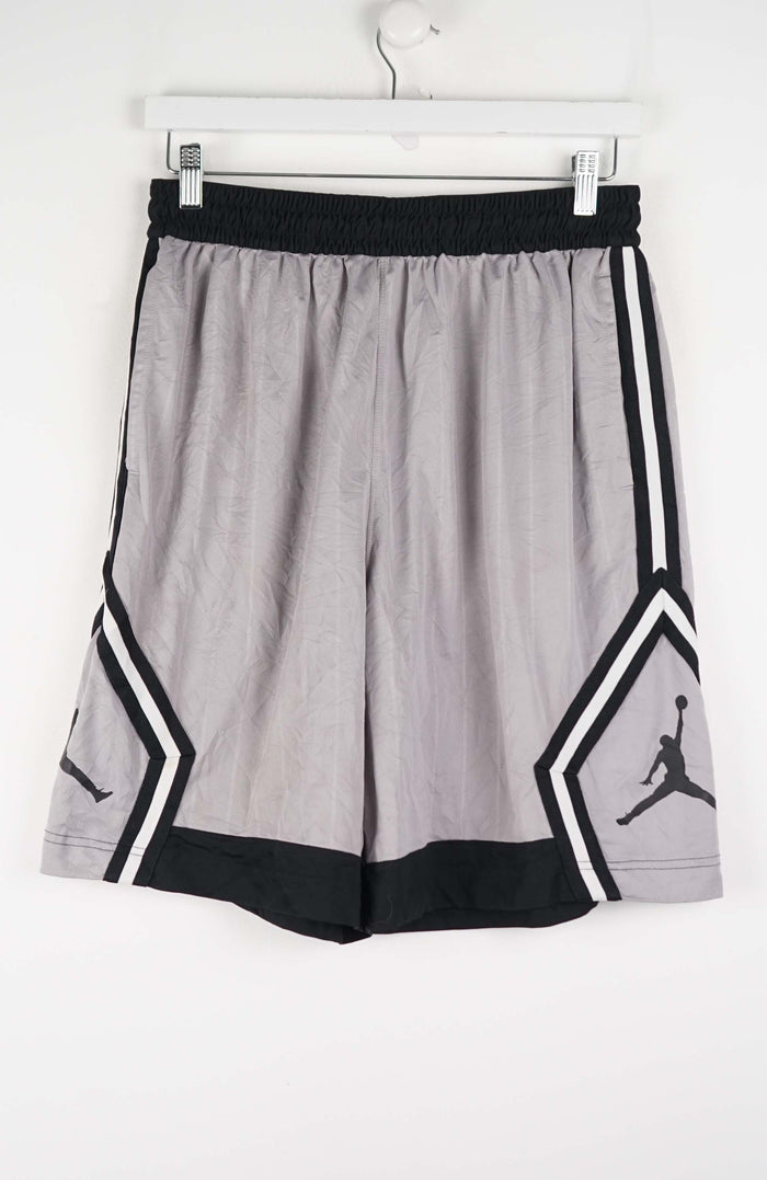 VINTAGE JORDAN JERSEY SHORTS W28