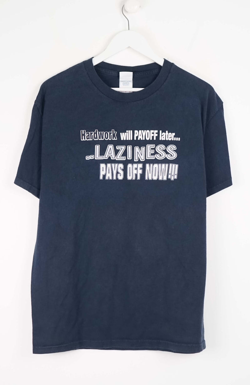 VINTAGE LAZINESS PAYS OFF T-SHIRT (L)