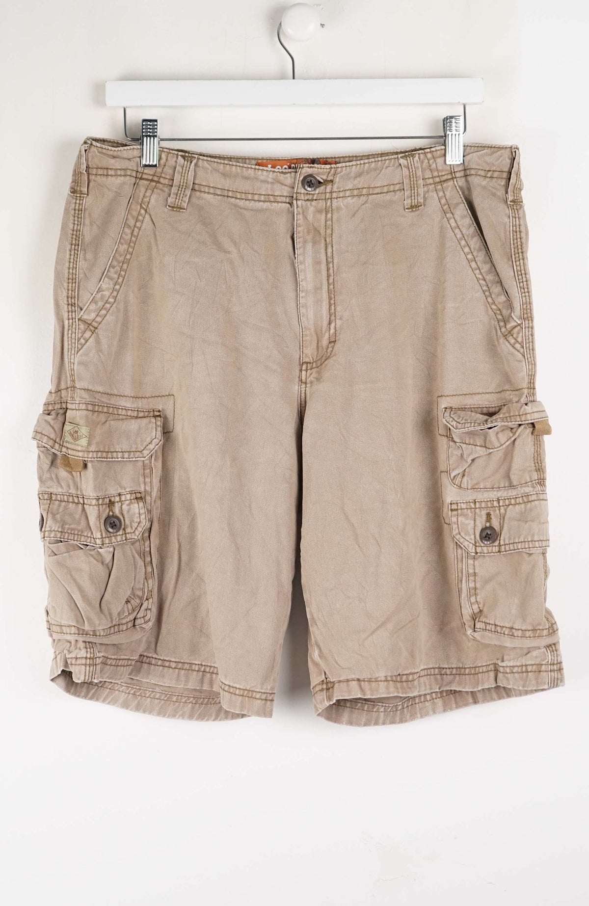 VINTAGE LEE DUNGAREES CARGO SHORTS W34