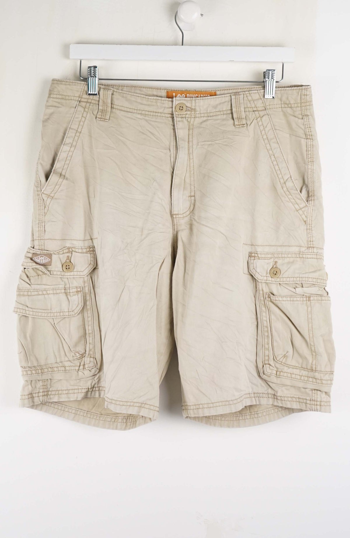 VINTAGE LEE DUNGAREES CARGO SHORTS W34