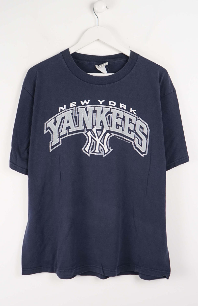 VINTAGE NEW YORK YANKEES T-SHIRT (L)