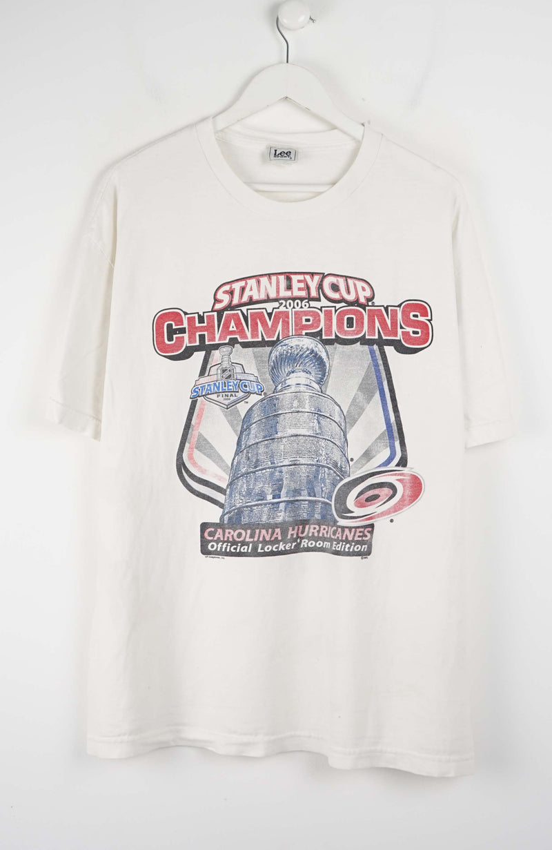 VINTAGE CAROLINA CUP STANLEY CUP 2006 CHAMPION T-SHIRT (XL)