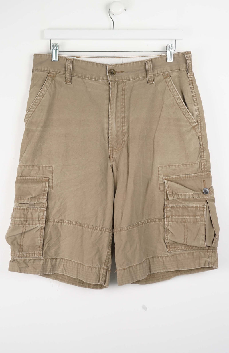 VINTAGE LEVIS CARGO SHORTS W31