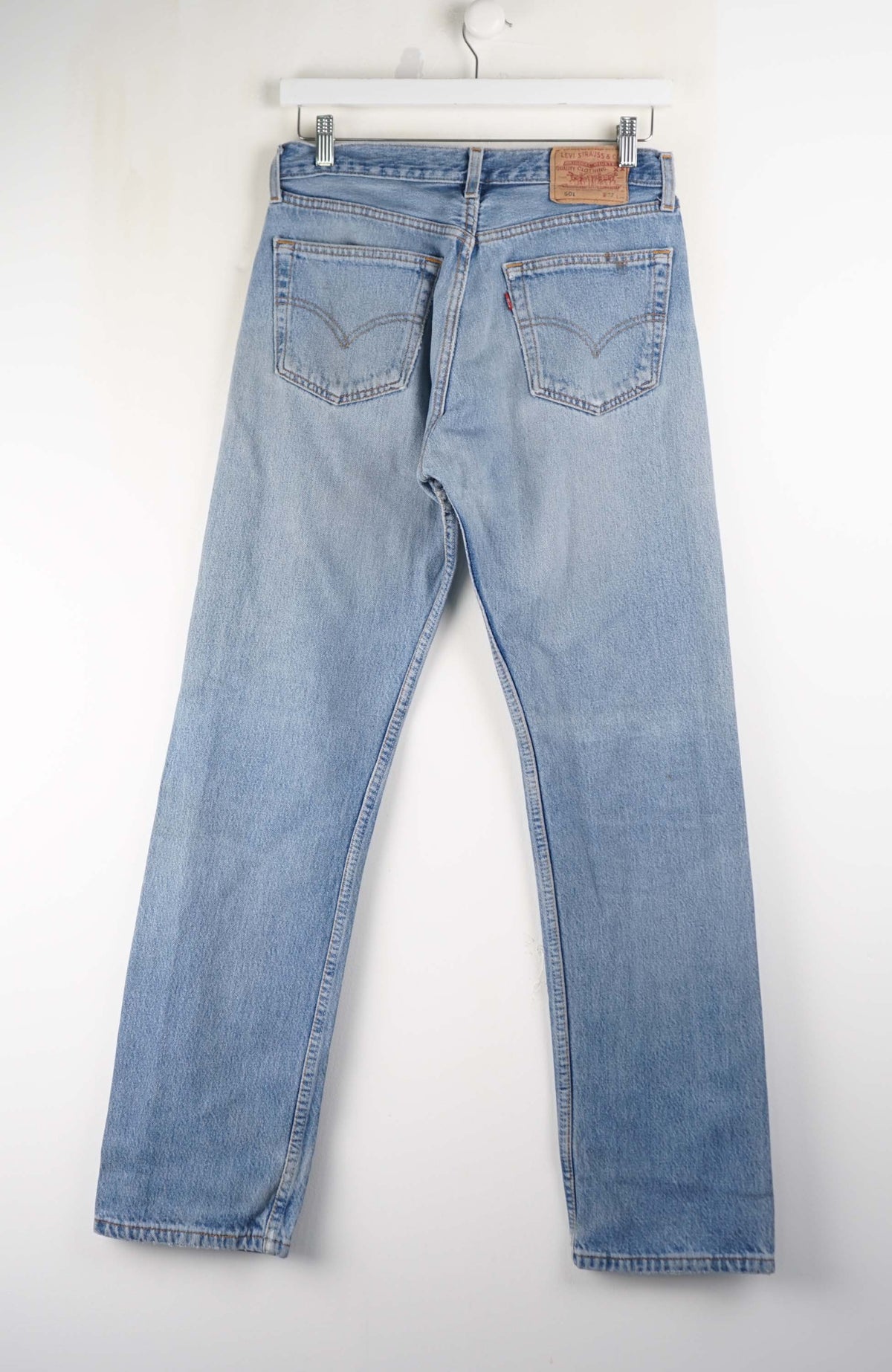 VINTAGE LEVIS JEANS W30
