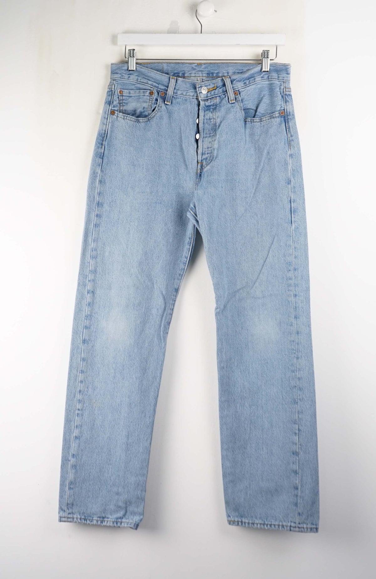 VINTAGE LEVIS JEANS W32
