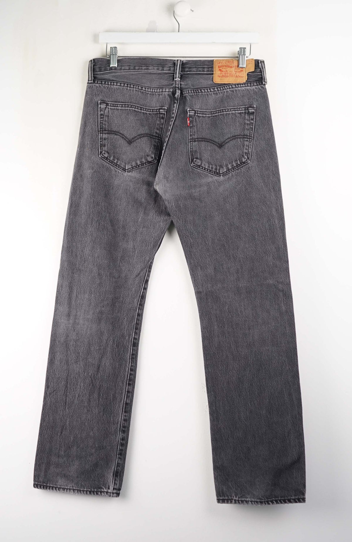 VINTAGE LEVIS JEANS W33