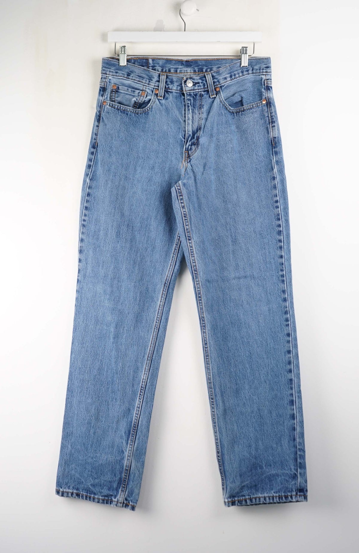 VINTAGE LEVIS JEANS W33