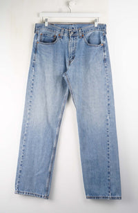 VINTAGE LEVIS JEANS W36