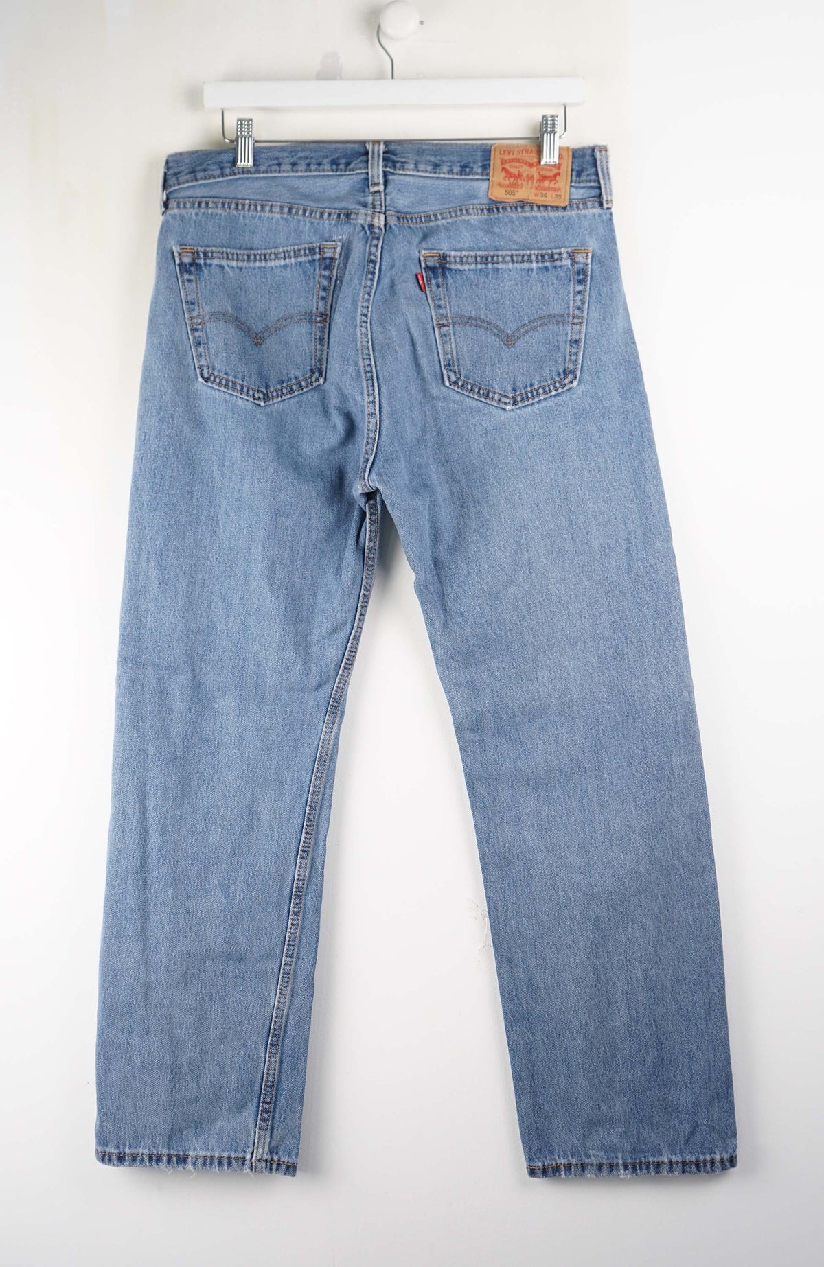 VINTAGE LEVIS JEANS W36