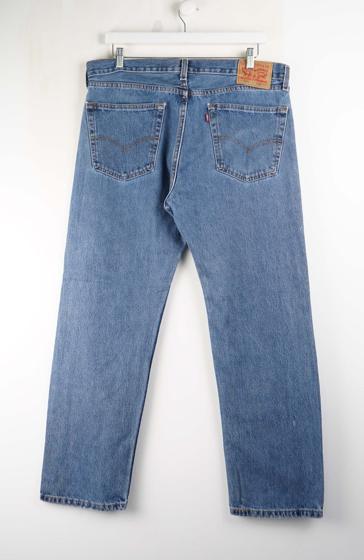 VINTAGE LEVIS JEANS W36