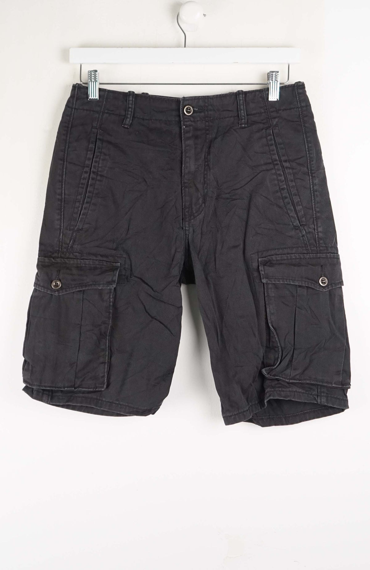 VINTAGE LEVI'S CARGO SHORTS W29