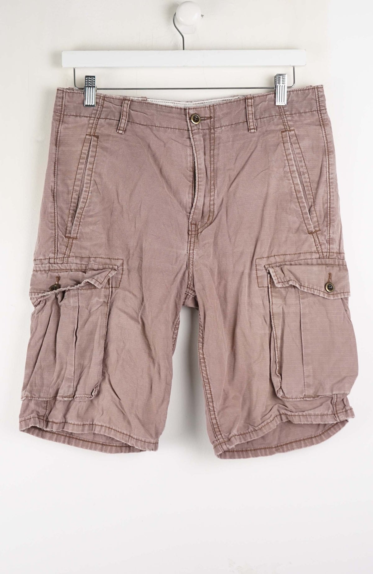 VINTAGE LEVI'S CARGO SHORTS W32
