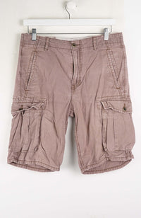 VINTAGE LEVI'S CARGO SHORTS W32