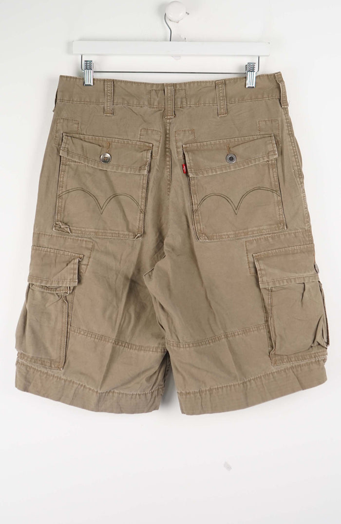 VINTAGE LEVI'S CARGO SHORTS W33