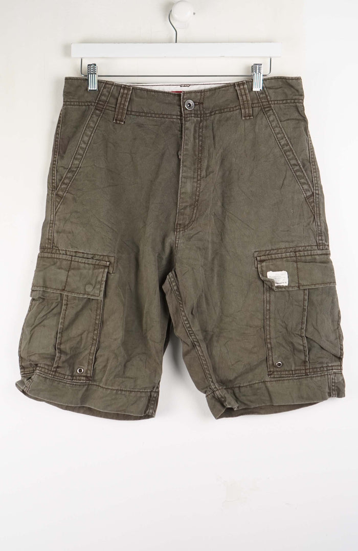 VINTAGE LEVI'S CARGO SHORTS W33