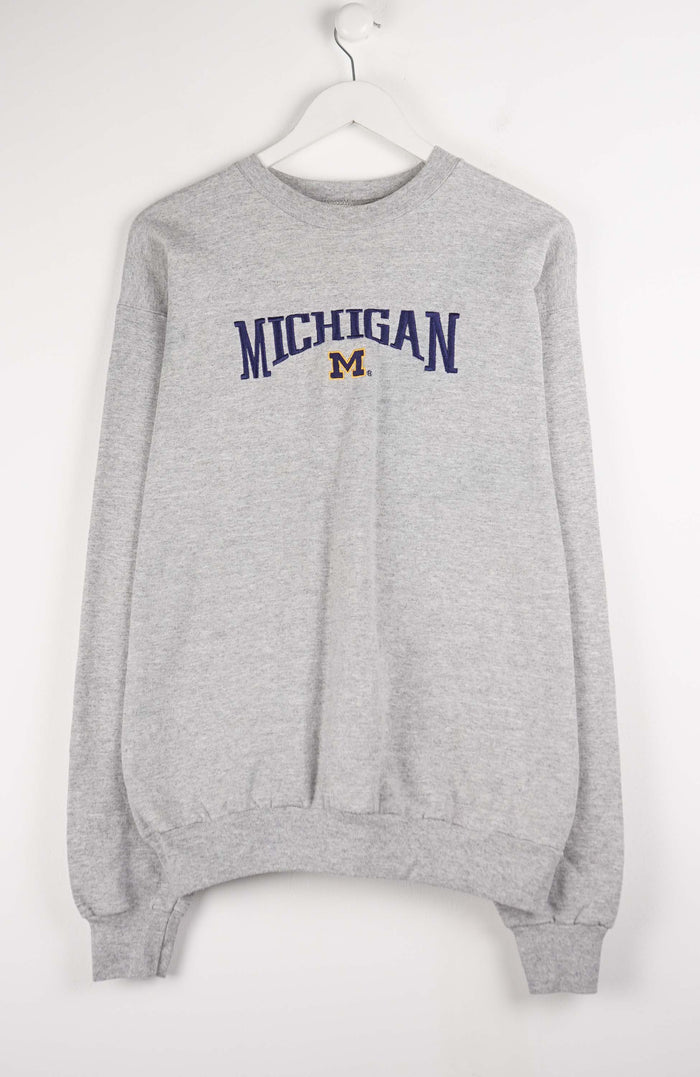 VINTAGE MICHIGAN COLLEGE SWEATER (M)