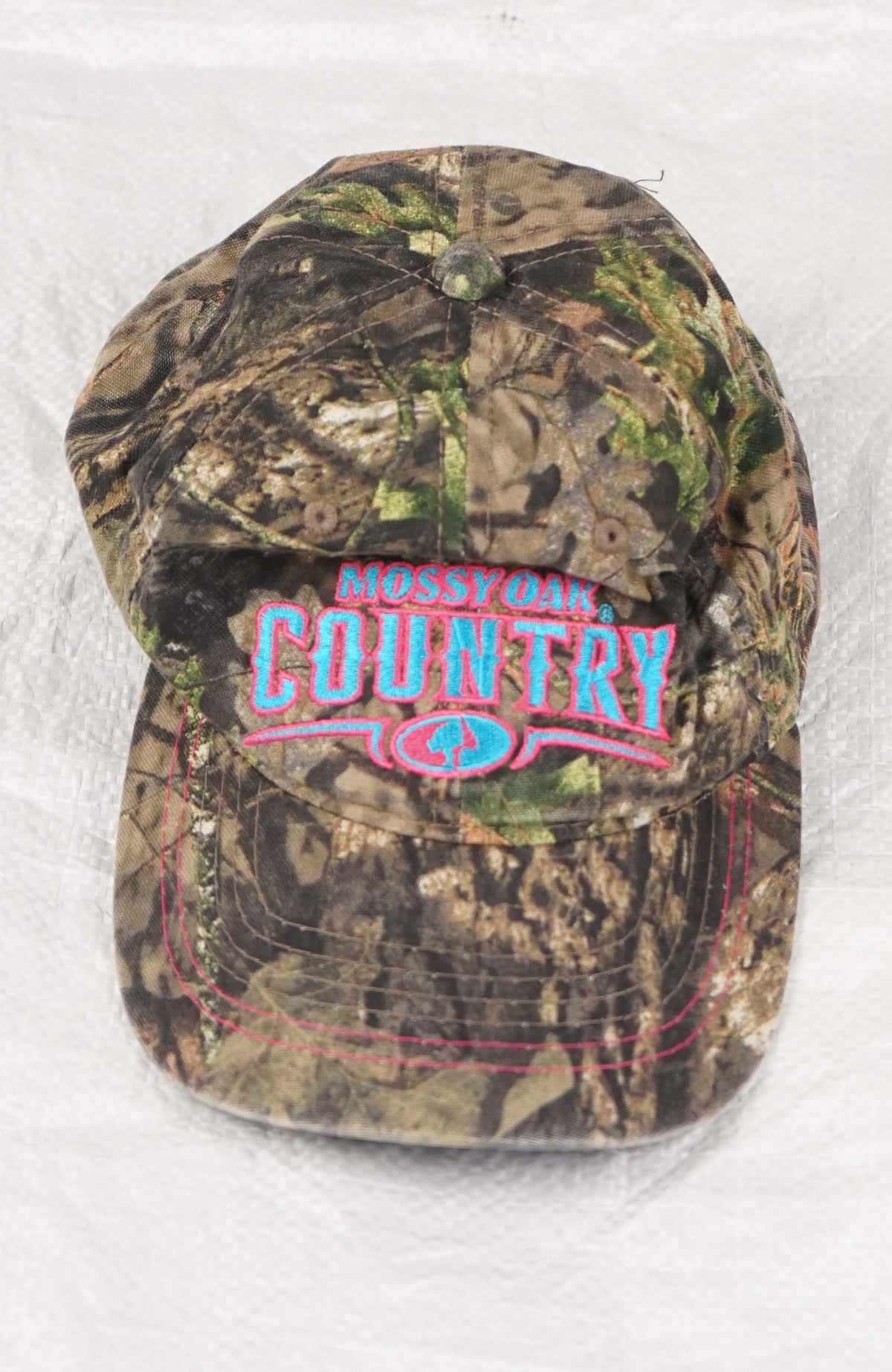 VINTAGE MOSSY OAK COUNTRY REAL TREE HAT
