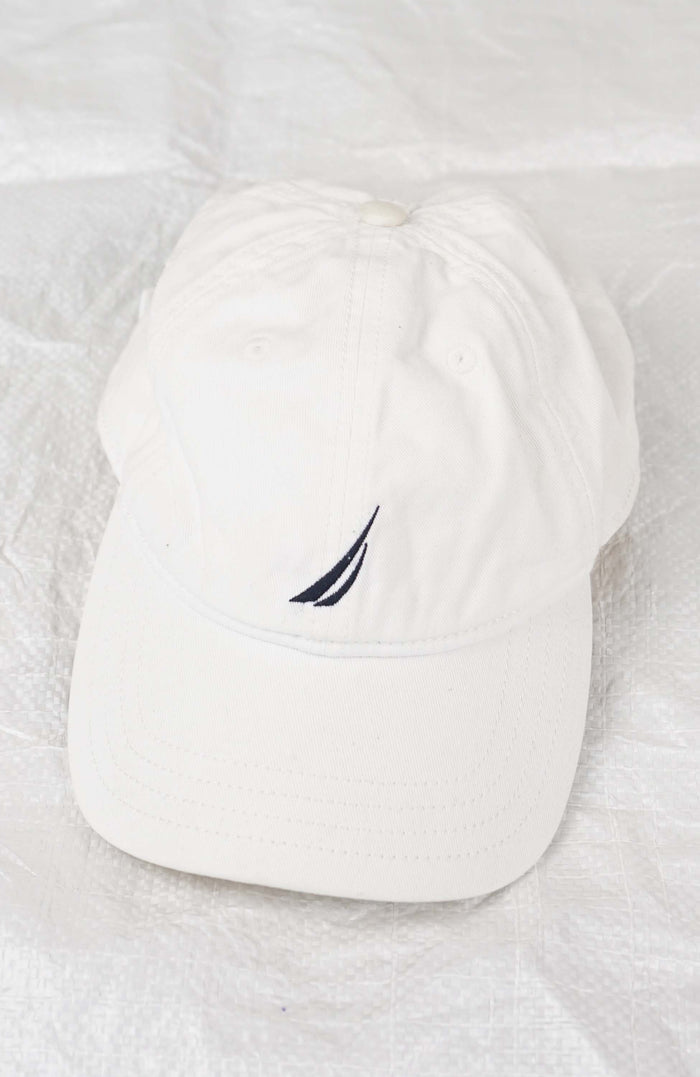 VINTAGE NAUTICA HAT