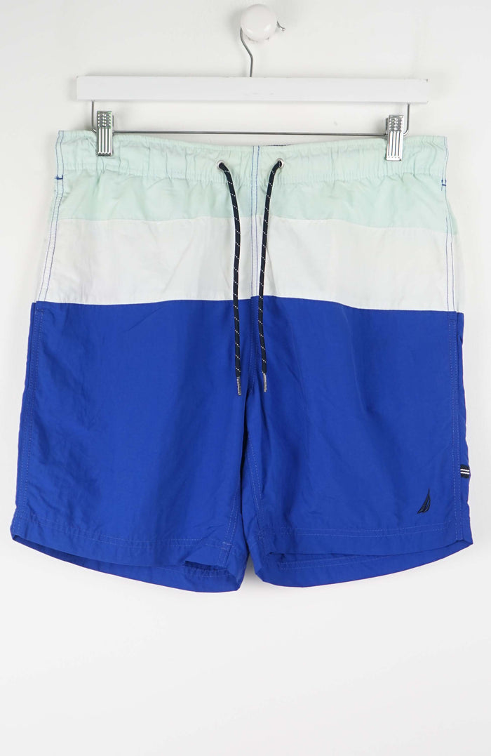 VINTAGE NAUTICA SHORTS W32