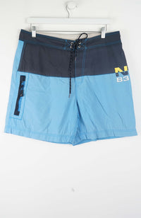 VINTAGE NAUTICA SHORTS W36