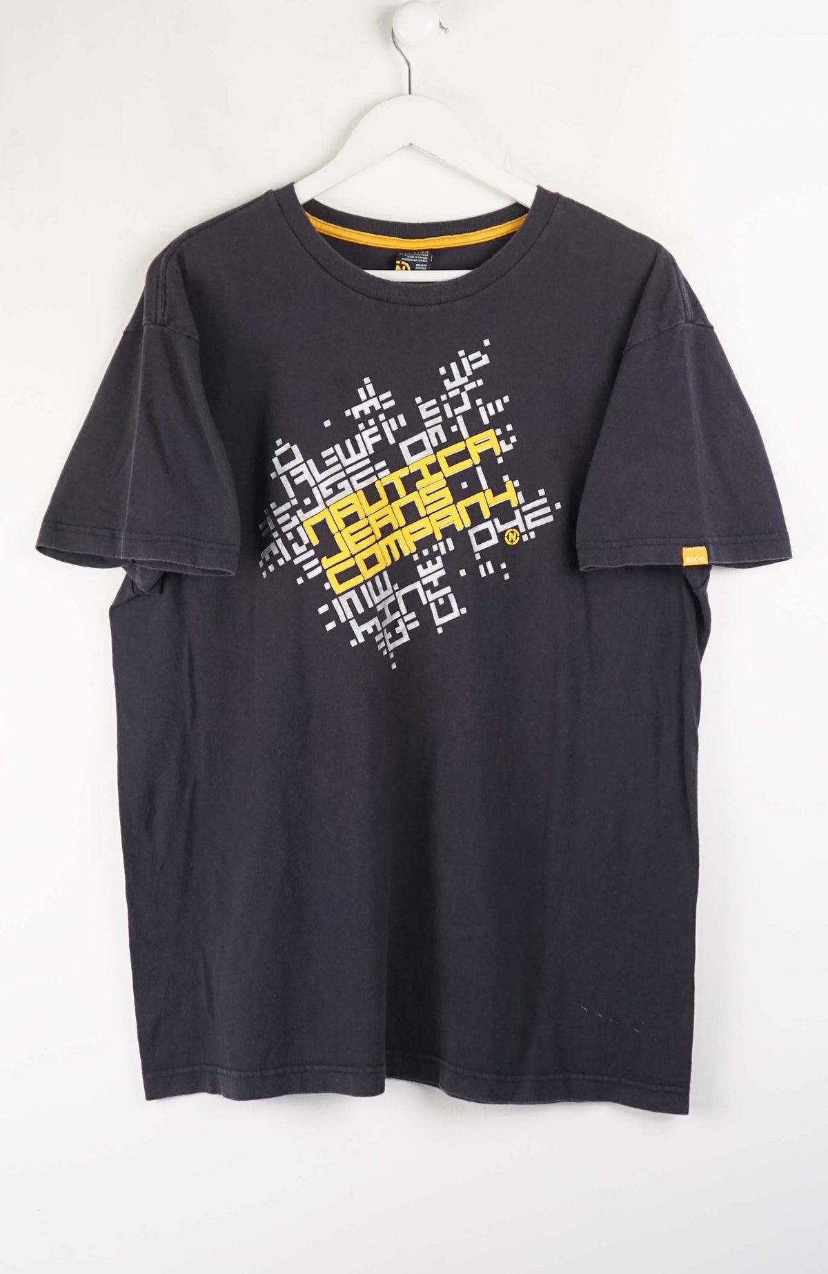 VINTAGE NAUTICA T-SHIRT (L)