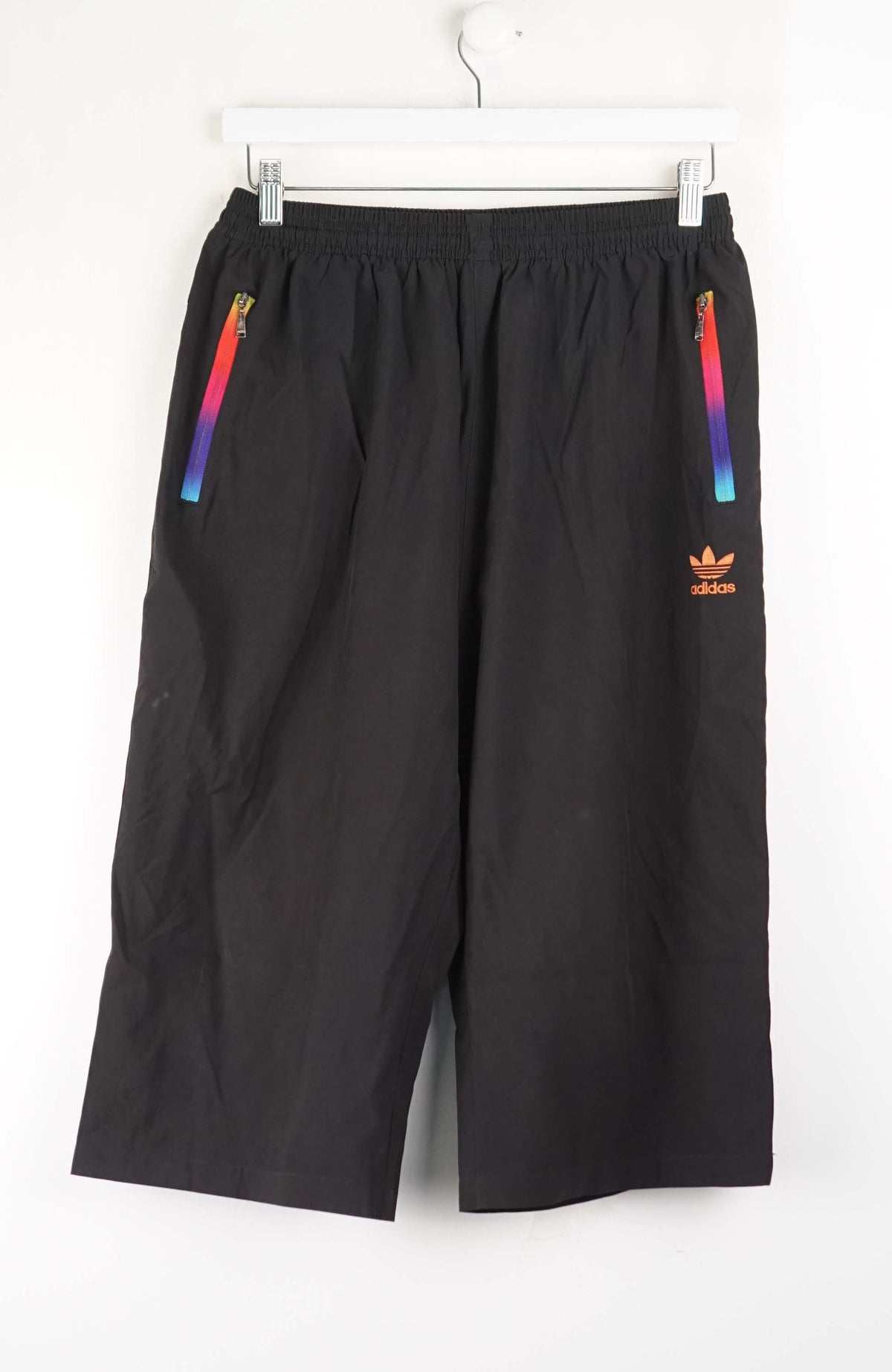 VINTAGE ADIDAS 3/4 TRACK PANT SHORTS (S)