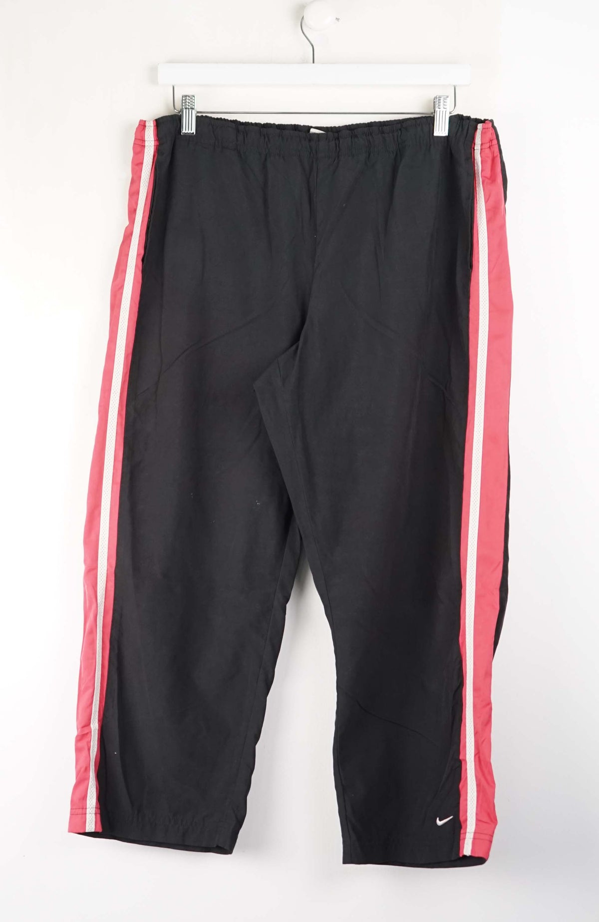VINTAGE NIKE 3/4 TRACK PANT SHORTS (L)