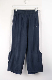 VINTAGE NIKE 3/4 TRACK PANT SHORTS (M)