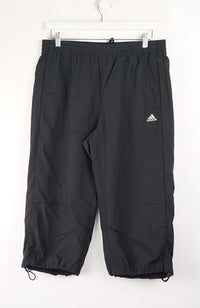 VINTAGE ADIDAS 3/4 TRACK PANT SHORTS (M)