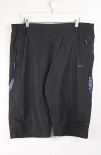 VINTAGE NIKE 3/4 TRACK PANT SHORTS (XXL)