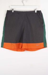 VINTAGE NIKE ACTIVE SHORTS W32