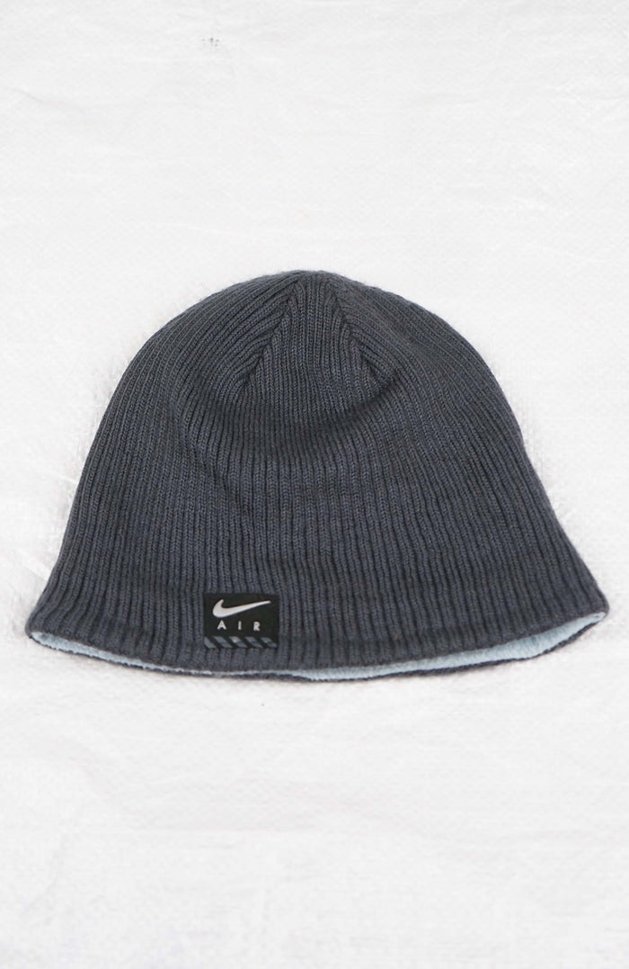 VINTAGE NIKE AIR BEANIE