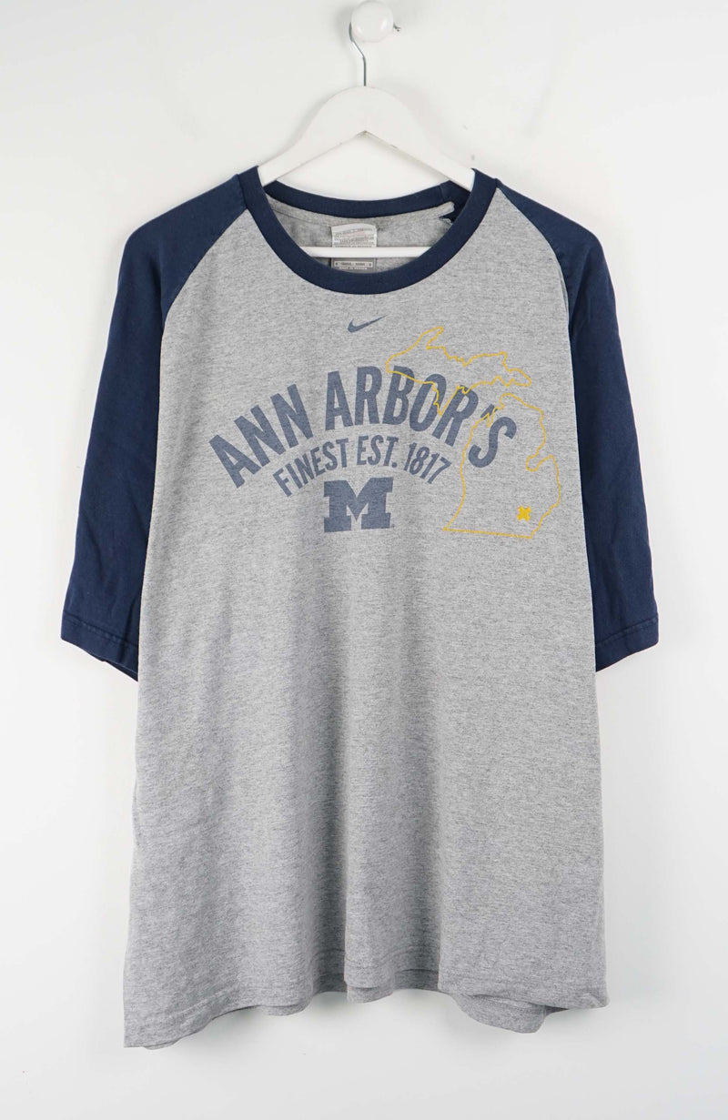 VINTAGE NIKE MICHIGAN STATE T-SHIRT (XXL)